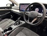 Volkswagen Golf Image 6