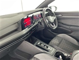 Volkswagen Golf Image 2