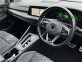 Volkswagen Golf Image 6