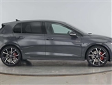 Volkswagen Golf Image 4
