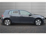 Volkswagen Golf Image 5