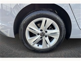 Volkswagen Golf Image 6