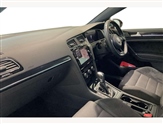 Volkswagen Golf Image 2