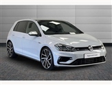 Volkswagen Golf Image 1