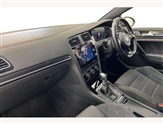 Volkswagen Golf Image 2