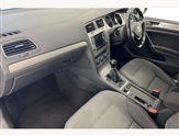 Volkswagen Golf Image 2