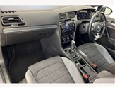 Volkswagen Golf Image 2