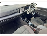 Volkswagen Golf Image 2