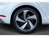 Volkswagen Golf Image 5
