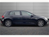 Volkswagen Golf Image 4