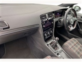 Volkswagen Golf Image 2