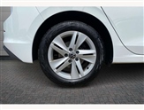 Volkswagen Golf Image 5