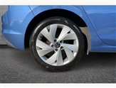 Volkswagen Golf Image 5
