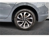 Volkswagen Golf Image 5