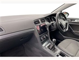 Volkswagen Golf Image 2