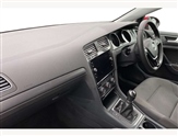 Volkswagen Golf Image 2