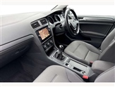 Volkswagen Golf Image 2