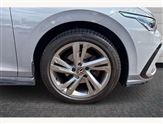 Volkswagen Golf Image 5