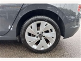 Volkswagen Golf Image 6