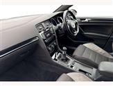 Volkswagen Golf Image 2