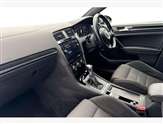 Volkswagen Golf Image 2