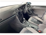 Volkswagen Golf Image 2