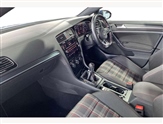 Volkswagen Golf Image 2