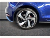 Volkswagen Golf Image 5