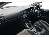 Volkswagen Golf Image 2