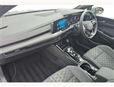 Volkswagen Golf Image 2