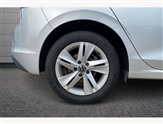 Volkswagen Golf Image 5