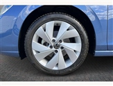 Volkswagen Golf Image 5