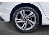 Volkswagen Golf Image 5
