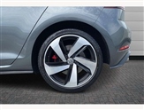 Volkswagen Golf Image 5