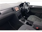 Volkswagen Golf Image 2