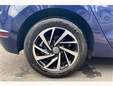 Volkswagen Golf Image 6