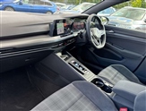 Volkswagen Golf Image 2