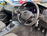 Volkswagen Golf Image 6