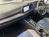 Volkswagen Golf Image 2