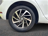 Volkswagen Golf Image 5