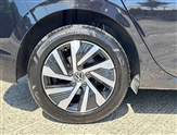Volkswagen Golf Image 5