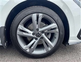 Volkswagen Golf Image 5