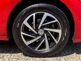 Volkswagen Golf Image 5