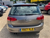 Volkswagen Golf Image 6