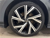 Volkswagen Golf Image 5