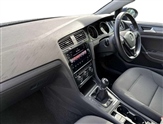 Volkswagen Golf Image 2