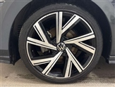 Volkswagen Golf Image 5