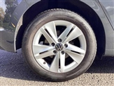 Volkswagen Golf Image 5