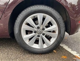 Volkswagen Golf Image 5