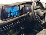 Volkswagen Golf Image 2
